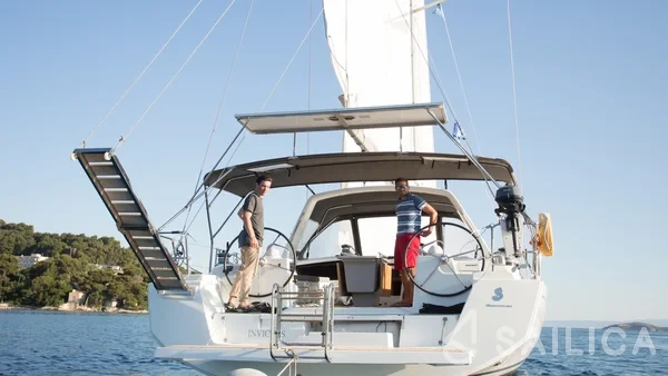 Oceanis 48 - Yacht Charter Sailica