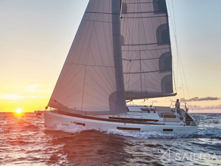 Sun Odyssey 440 - Yacht Charter Sailica