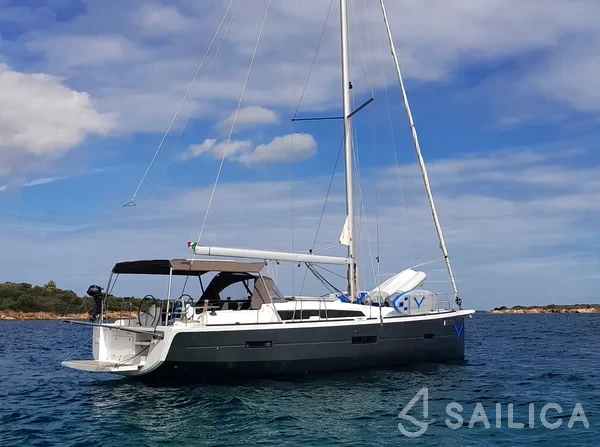 Dufour 460 GL - Yacht Charter Sailica
