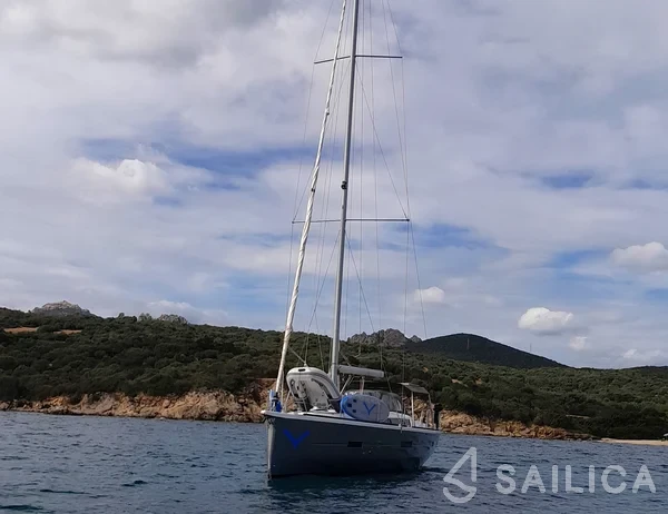 Dufour 460 GL - Yacht Charter Sailica
