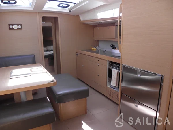 Dufour 460 GL - Yacht Charter Sailica
