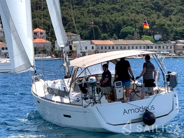 Sun Odyssey 389 - Yacht Charter Sailica