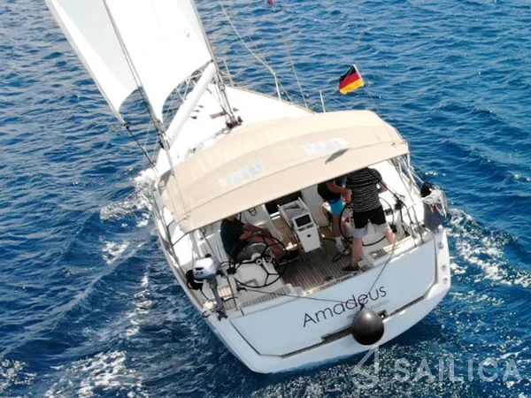 Sun Odyssey 389 - Yacht Charter Sailica