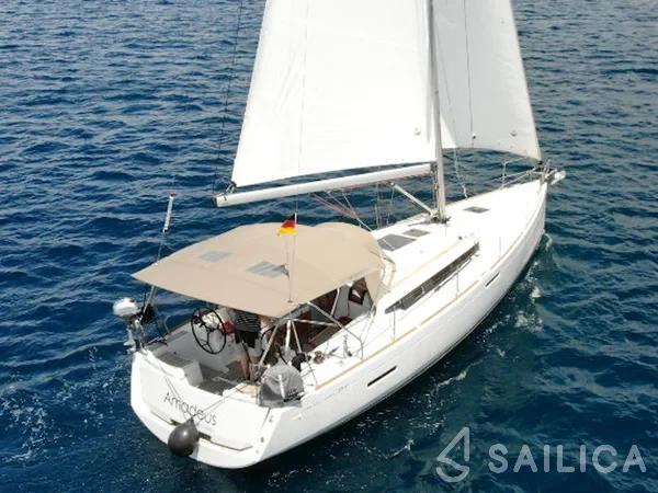 Sun Odyssey 389 - Yacht Charter Sailica