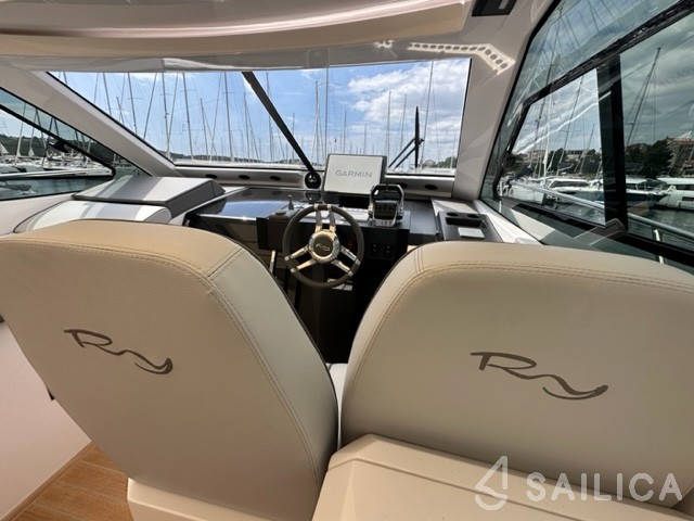 Rio Parana 38 - Yacht Charter Sailica