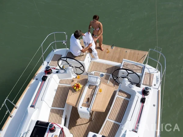 Sun Odyssey 419 - Yacht Charter Sailica