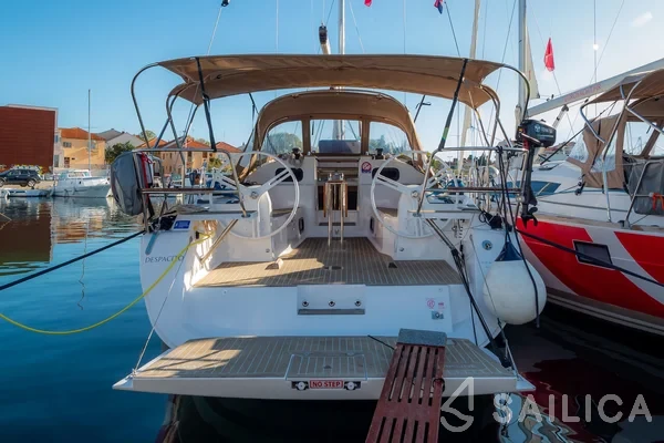 Elan 40 Impression - Yacht Charter Sailica