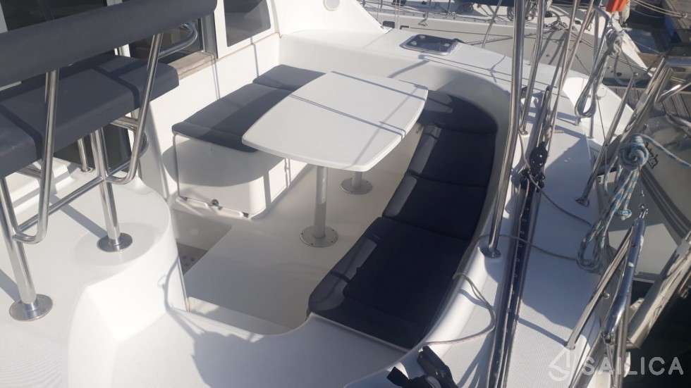 Lagoon 380 - Yacht Charter Sailica