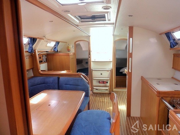 Harmony 47 - Yacht Charter Sailica
