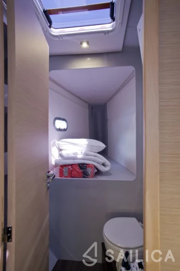 Saona 47 - Yacht Charter Sailica