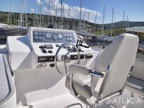 Johnson 56 - Yacht Charter Sailica