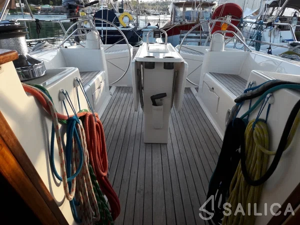 Alfa 51 - Yacht Charter Sailica