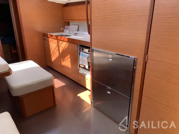 Dufour 460 GL - Yacht Charter Sailica