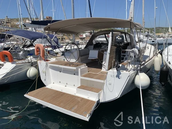 Dufour 460 GL - Yacht Charter Sailica