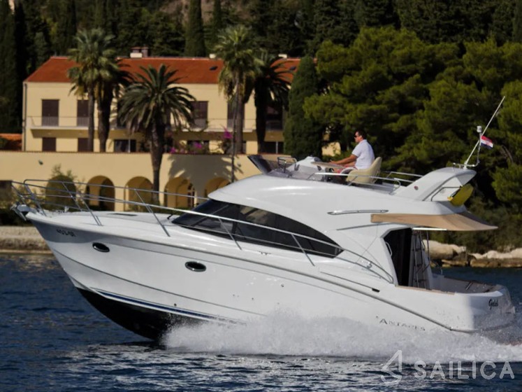 Antares 36 - Yacht Charter Sailica