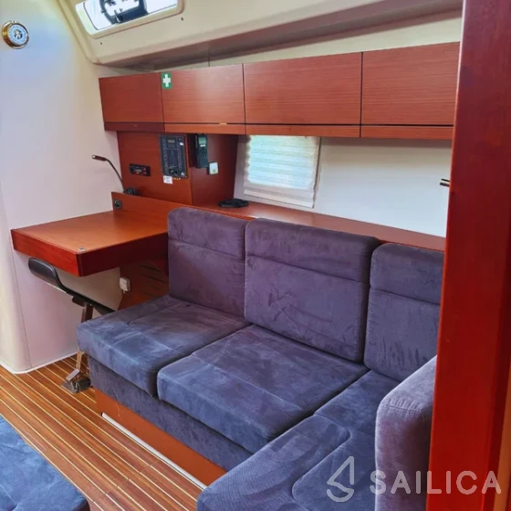 Hanse 458 - Yacht Charter Sailica