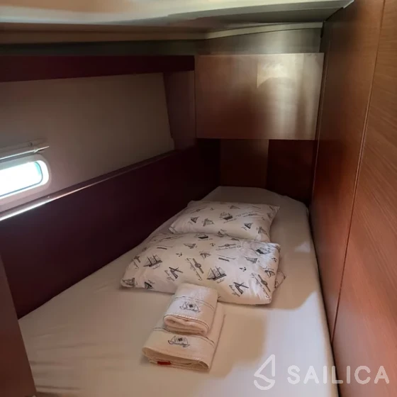 Hanse 458 - Yacht Charter Sailica