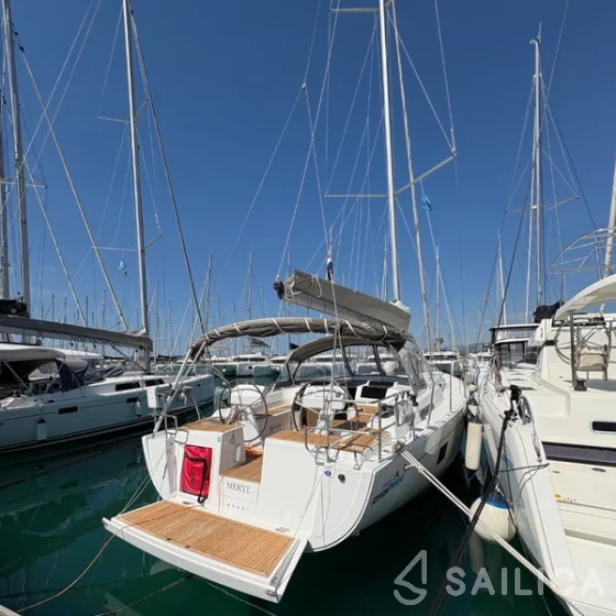 Hanse 458 - Yacht Charter Sailica