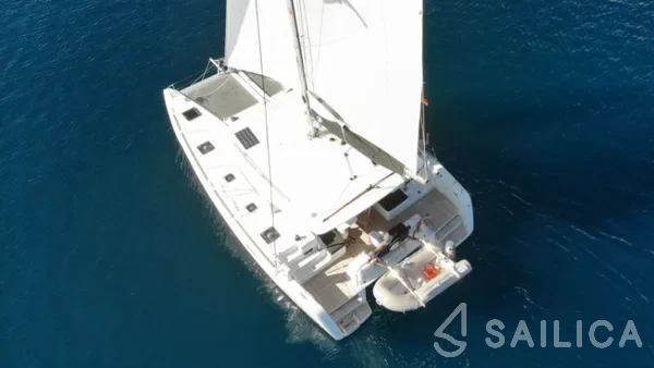 Lagoon 40 - Yacht Charter Sailica
