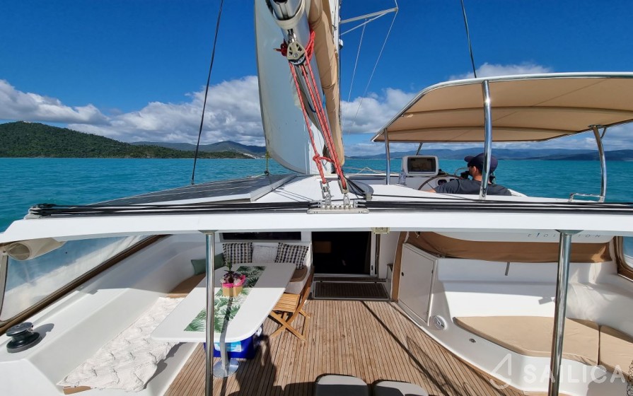 Salina 48 Evolution - 3 + 1 cab. - Yacht Charter Sailica