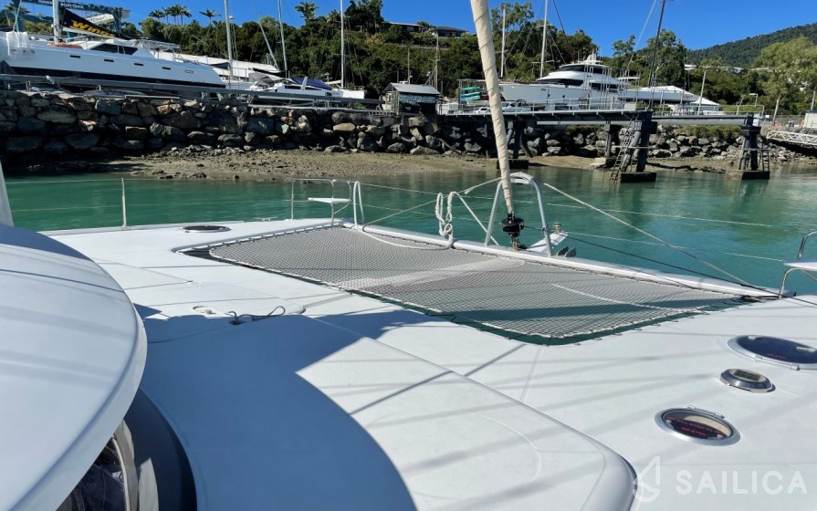 Salina 48 Evolution - 3 + 1 cab. - Yacht Charter Sailica