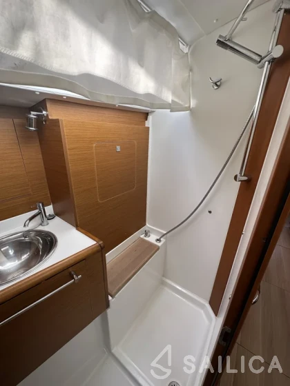 Sun Odyssey 449 - Yacht Charter Sailica