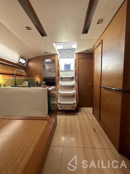 Sun Odyssey 449 - Yacht Charter Sailica