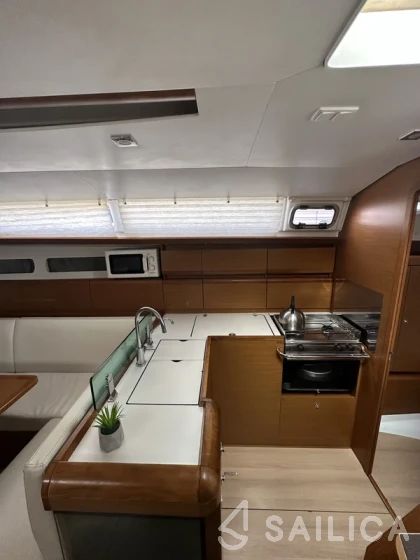 Sun Odyssey 449 - Yacht Charter Sailica