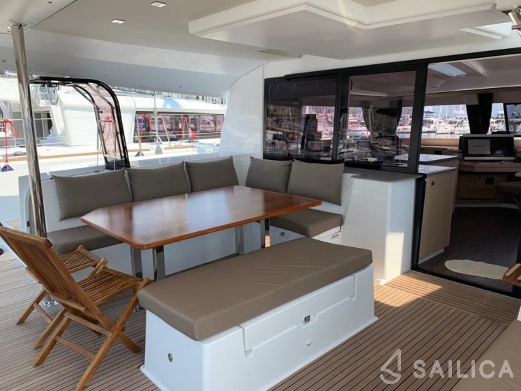 Saba 50 - Yacht Charter Sailica