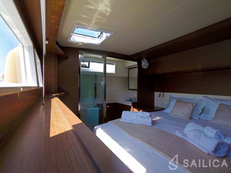 Lagoon 52F - Photo #15 Lagoon 52F - Yacht Charter Sailica