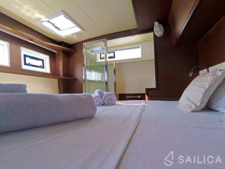 Lagoon 52F - Photo #14 Lagoon 52F - Yacht Charter Sailica