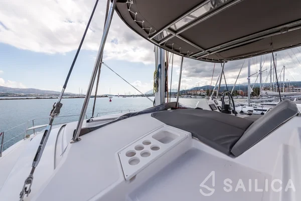 Bali 4.0 - Yacht Charter Sailica