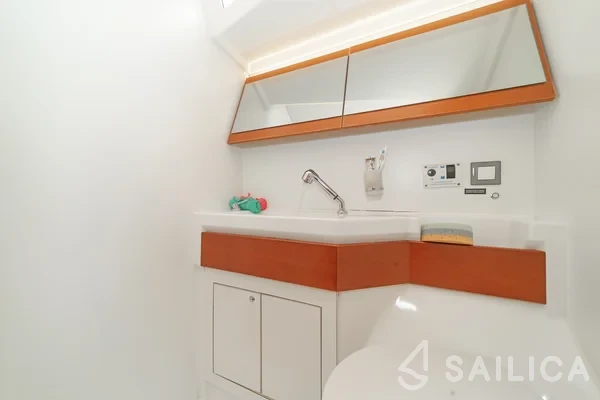 Oceanis 46.1 - Yacht Charter Sailica