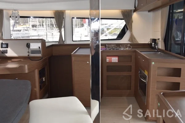 Lagoon 42 - Yacht Charter Sailica
