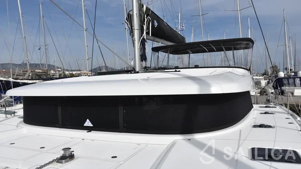 Lagoon 42 - Yacht Charter Sailica