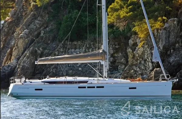 Sun Odyssey 519 - Yacht Charter Sailica