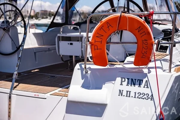 Sun Odyssey 519 - Yacht Charter Sailica