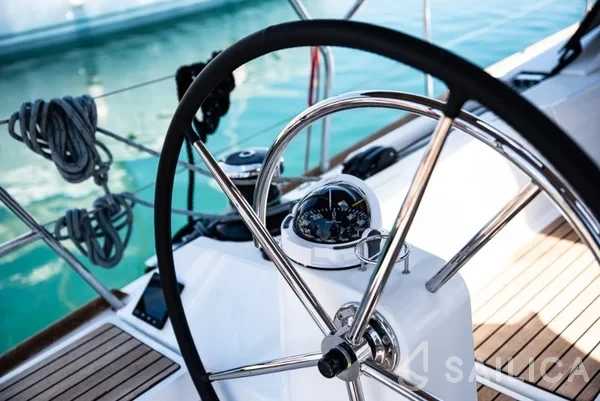 Sun Odyssey 519 - Yacht Charter Sailica