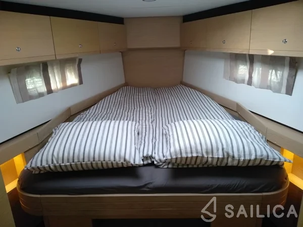 D&D Kufner 54 - Yacht Charter Sailica