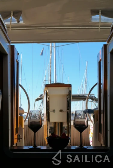 Bavaria 51 Cruiser - Yacht Charter Sailica