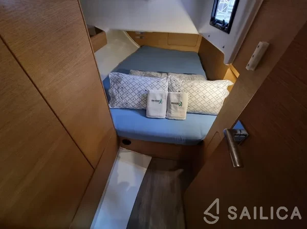 Elan E4 - Yacht Charter Sailica