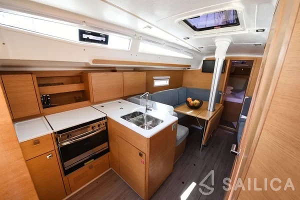 Elan E4 - Yacht Charter Sailica