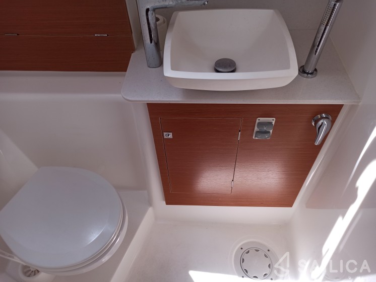 Dufour 460 GL - Yacht Charter Sailica