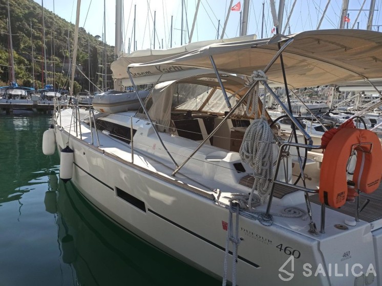 Dufour 460 GL - Yacht Charter Sailica