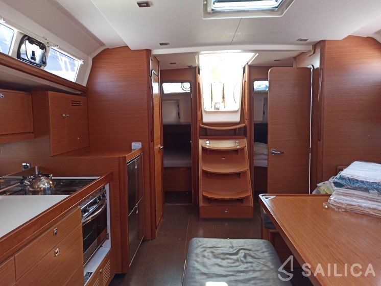 Dufour 460 GL - Yacht Charter Sailica