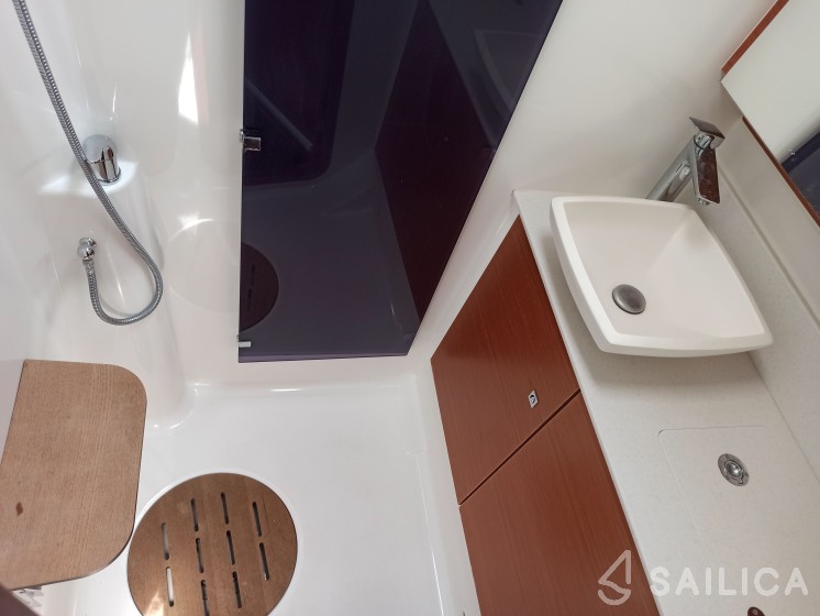 Dufour 460 GL - Yacht Charter Sailica