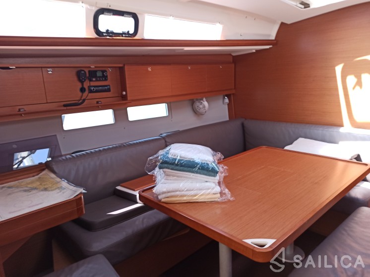 Dufour 460 GL - Yacht Charter Sailica
