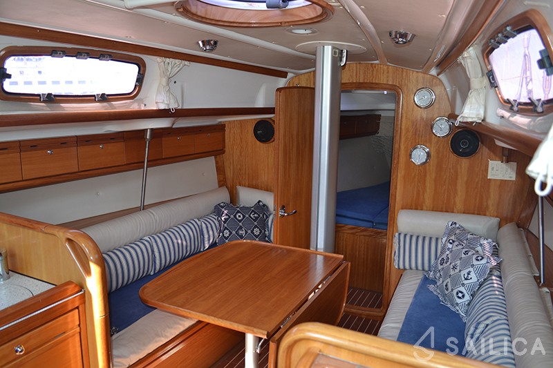 Bavaria 35 Match - Yacht Charter Sailica