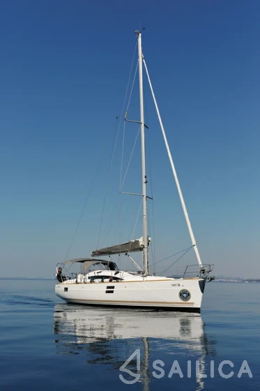 Elan 40 Impression - Yacht Charter Sailica