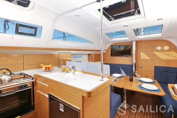 Elan 40 Impression - Yacht Charter Sailica